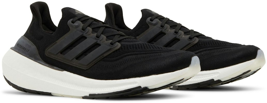 阿迪达斯UltraBoost Light 黑白配色 GY9351 1