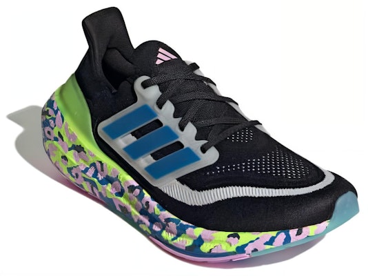 阿迪达斯UltraBoost轻盈款‘霓虹豹纹’ IE8155 Lookbook 阿迪达斯UltraBoost轻盈款‘霓虹豹纹’ IE8155