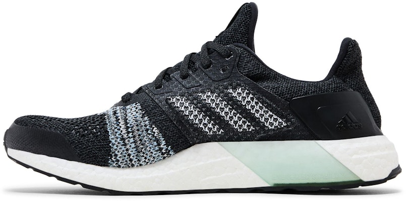 adidas UltraBoost ST 'Core Black' Hitam Core CQ2144 Lookbook adidas UltraBoost ST 'Core Black' Hitam Core CQ2144