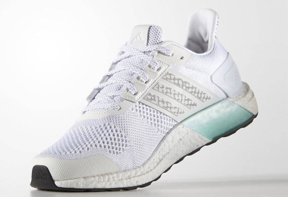 adidas UltraBoost St 'Glow' AF6396 Lookbook adidas UltraBoost St 'Glow' AF6396