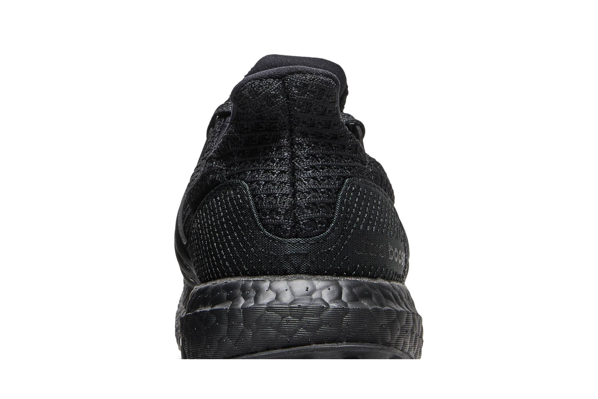 Sizing 阿迪达斯 UltraBoost U '黑色' 运动鞋 EH1420