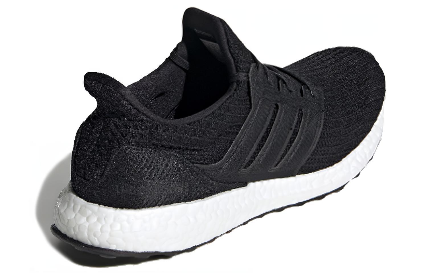 Shop adidas Ultra Boost U 防滑耐磨 低筒 跑步鞋 男女同款 黑白