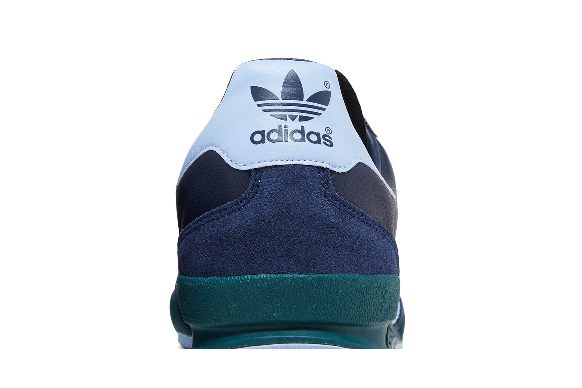Sizing adidas Valencia ''City Series'' Sneaker FX5631