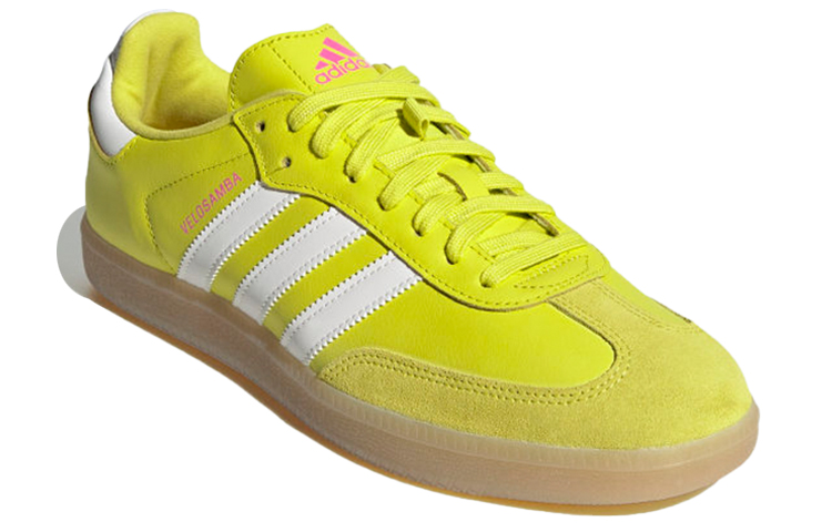 Lookbook adidas Velosamba Jaune Acide FY4485