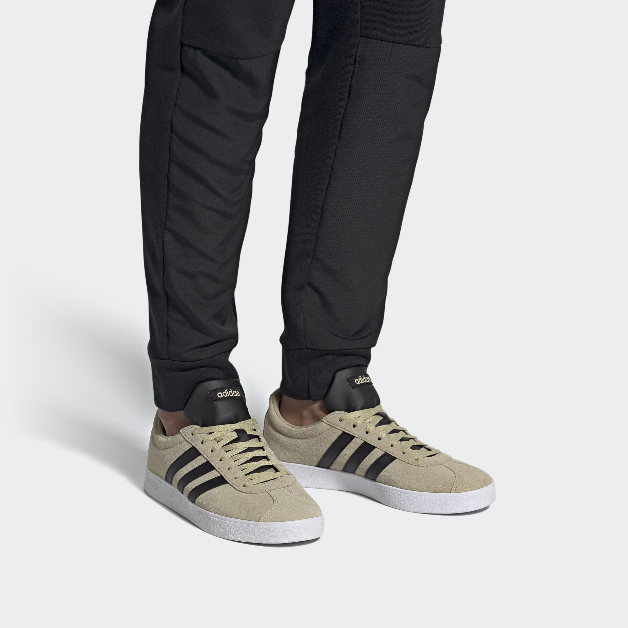 Sizing adidas VL Court 2.0 ''Savanna'' Sneakers EG3964