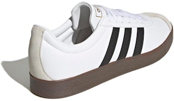 adidas VL Court 2.0 'Putih Hitam Gum' ID6015 Lookbook adidas VL Court 2.0 'Putih Hitam Gum' ID6015