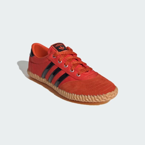 Shop (W) Adidas Volley Plimsole Sepatu Kasual Oranye/Core Black/Gum JR5753