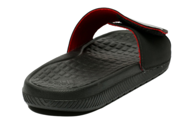 Shop 阿迪达斯 Voloomix Vario Lam '黑白红'拖鞋 H68221