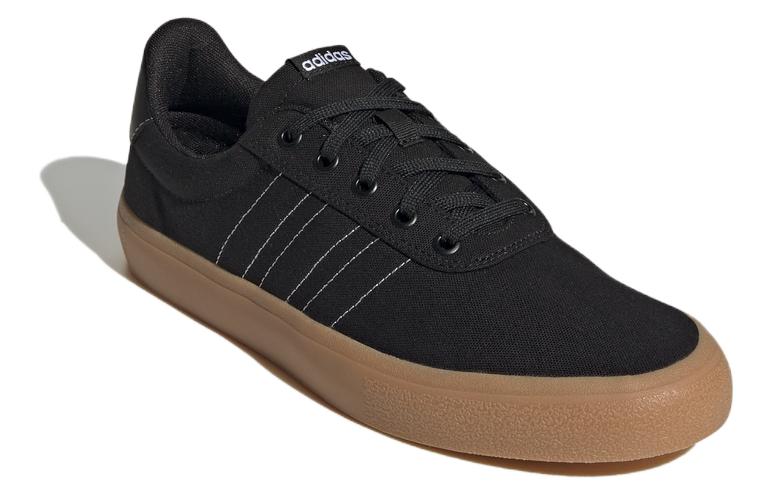 Lookbook adidas Vulc Raid3r ''Zwart Gum'' GW6618
