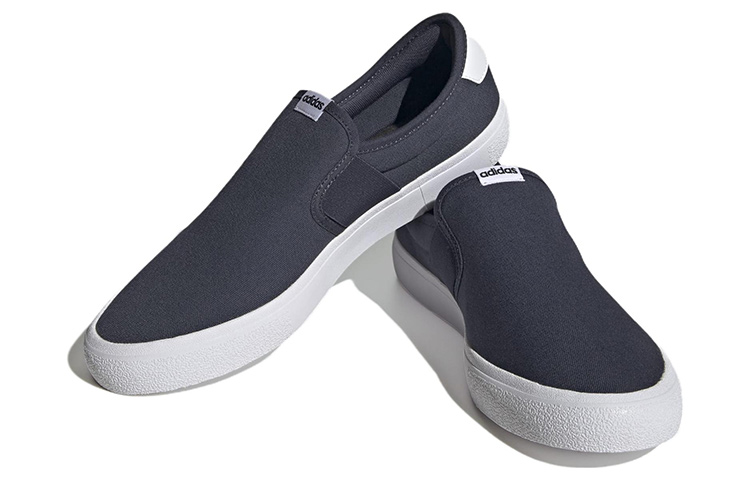 Lookbook adidas Vulc Raid3r ''Shadow Navy'' Sneaker FZ6459
