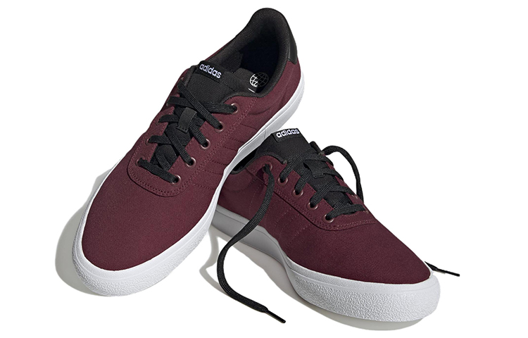 Lookbook adidas Vulc Raid3r ''Schaduw Rood Zwart'' HQ1776