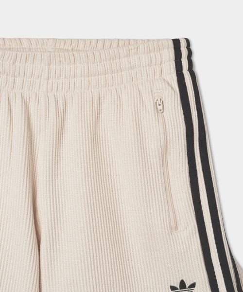 Lookbook adidas Waffle Short Pants - Wonder White JV9267