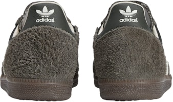 adidas Wensley SPZL Abu-abu Utility Gum KI5801 Lookbook adidas Wensley SPZL Abu-abu Utility Gum KI5801