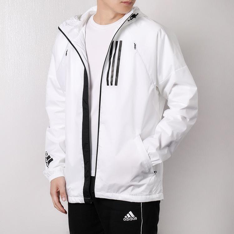 Shop adidas 白色連帽防風外套 休閒運動服 - 秋季版 DZ0054