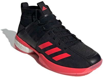 adidas Wucht P8 Hitam/Merah F36567 Lookbook adidas Wucht P8 Hitam/Merah F36567