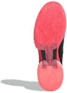 adidas Wucht P8 Hitam/Merah F36567 Details for adidas Wucht P8 Hitam/Merah F36567