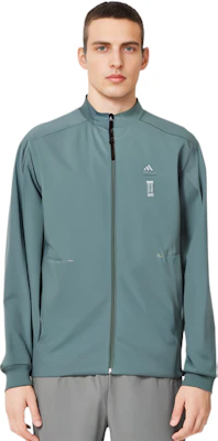 阿迪达斯无极系列必备薄雾绿色运动夹克 IX4284 Sizing 阿迪达斯无极系列必备薄雾绿色运动夹克 IX4284