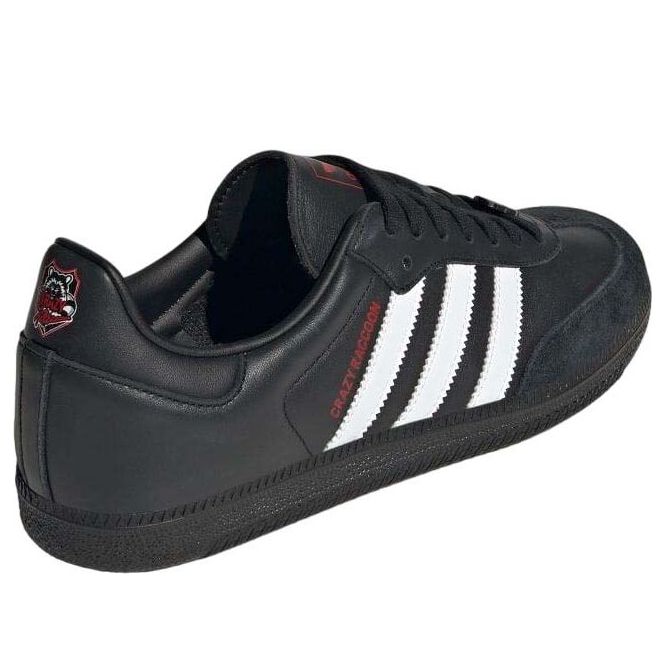 Shop 阿迪达斯 x atmos Samba OG '疯狂浣熊' IH3518