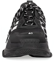 adidas originals x Balenciaga巴黎世家 Triple S 系帶 防滑 低筒 老爸鞋 黑色 Shop adidas originals x Balenciaga巴黎世家 Triple S 系帶 防滑 低筒 老爸鞋 黑色