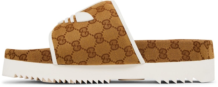 Adidas x Gucci Sandalia Slide 'Mesa GG Monograma' 702412-FAAW2-7142 Lookbook Adidas x Gucci Sandalia Slide 'Mesa GG Monograma' 702412-FAAW2-7142