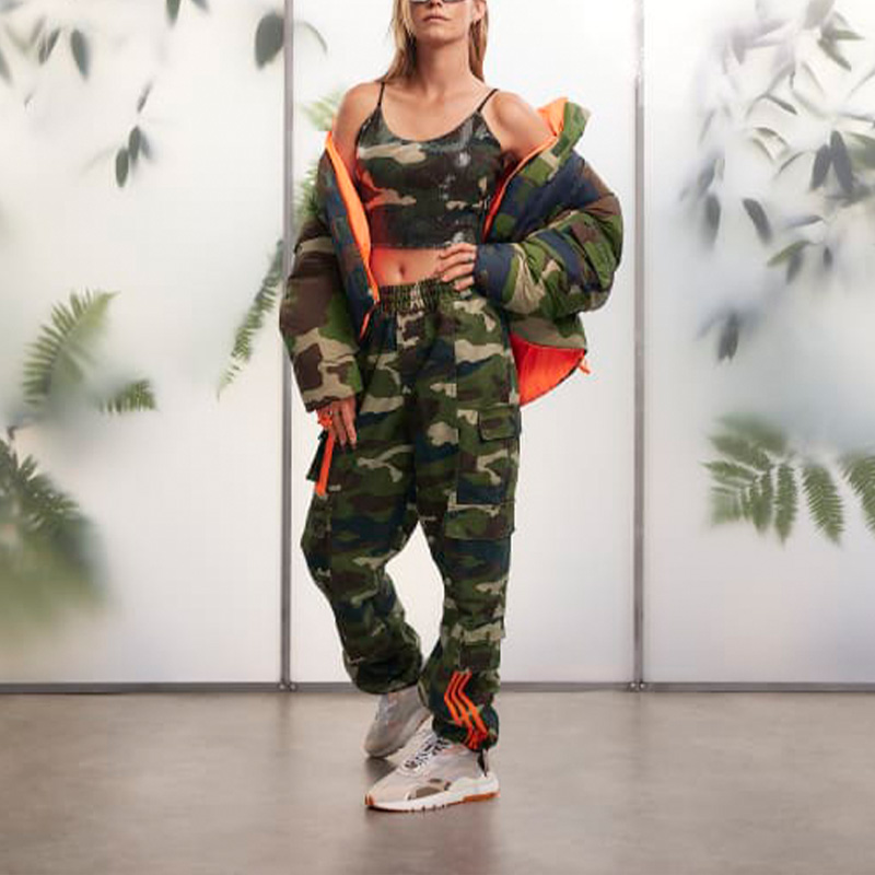 Lookbook adidas x IVY PARK SS23 Reversible Camo Nylon Puffer Jacket Unisex Army Green. HZ2321