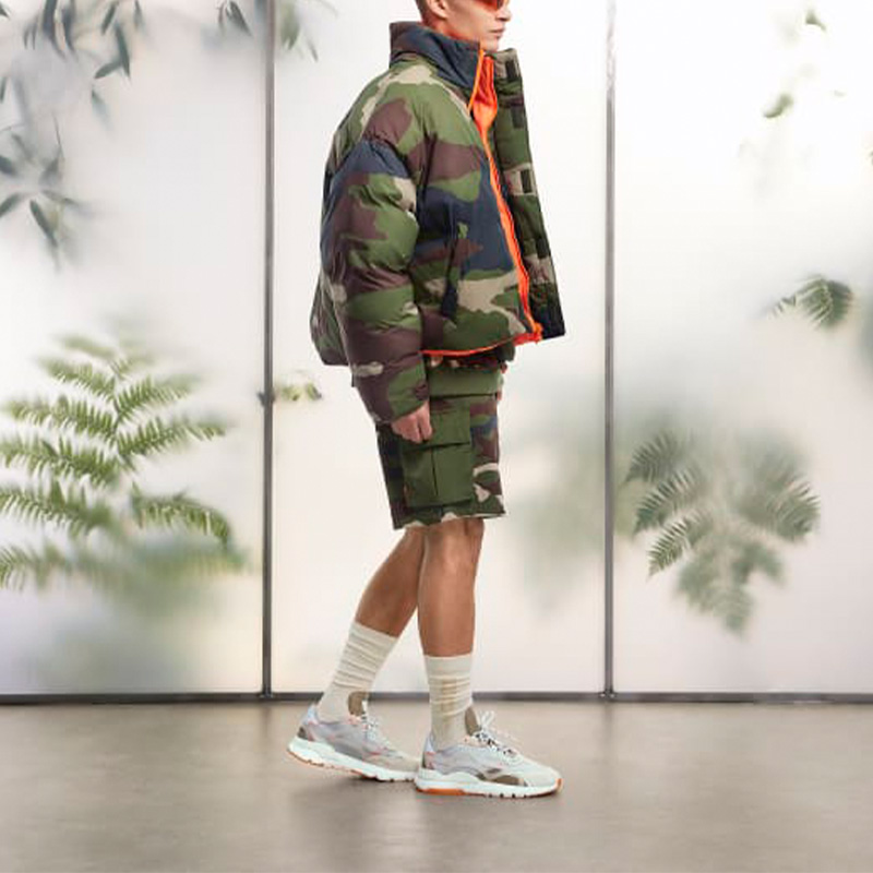 Purchase adidas x IVY PARK SS23 Reversible Camo Nylon Puffer Jacket Unisex Army Green. HZ2321