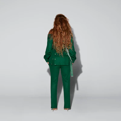 Chaqueta Verde adidas x IVY PARK Unisex Raya Única - Colaboración Originals GV1582 Sizing Chaqueta Verde adidas x IVY PARK Unisex Raya Única - Colaboración Originals GV1582
