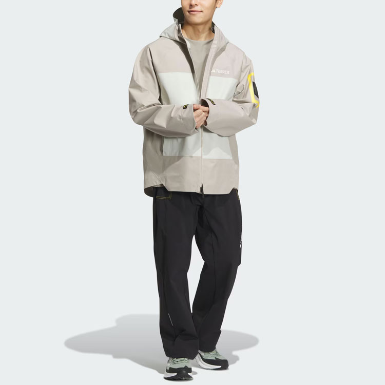 Details for 아디다스 x 내셔널지오그래픽 아웃도어 방수 방풍 자켓 베이지. IS9522