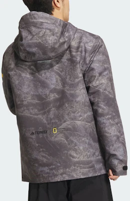 adidas x National Geographic Allover Print Waterproof Hiking Jacket Silver IS9512 Shop adidas x National Geographic Allover Print Waterproof Hiking Jacket Silver IS9512