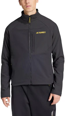 adidas x National Geographic Softshell Jacket Black Long Sleeve Collab IX7920 Lookbook adidas x National Geographic Softshell Jacket Black Long Sleeve Collab IX7920