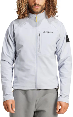 adidas x National Geographic Softshell Jacket Silver Outdoor Collab IX7919 Lookbook adidas x National Geographic Softshell Jacket Silver Outdoor Collab IX7919