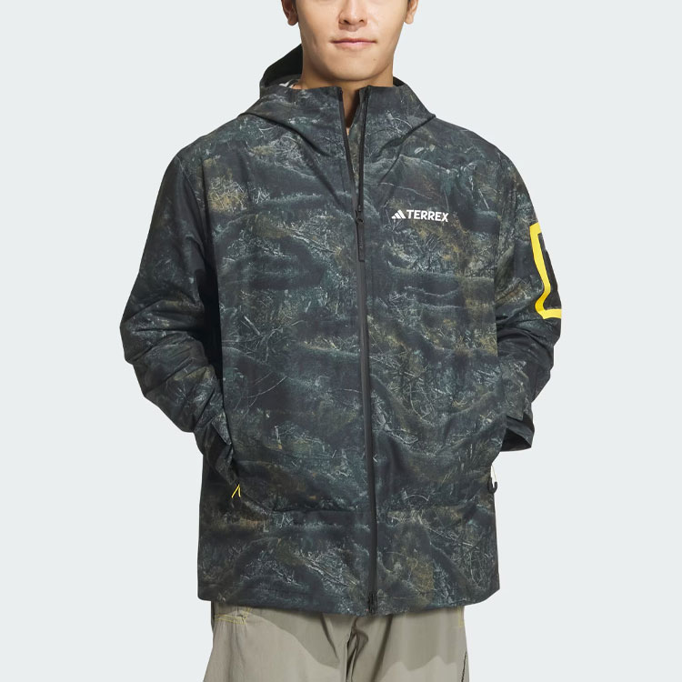Lookbook adidas x National Geographic Tie-Dye Waterproof Outdoor Jacket - Stone Grey IS9511
