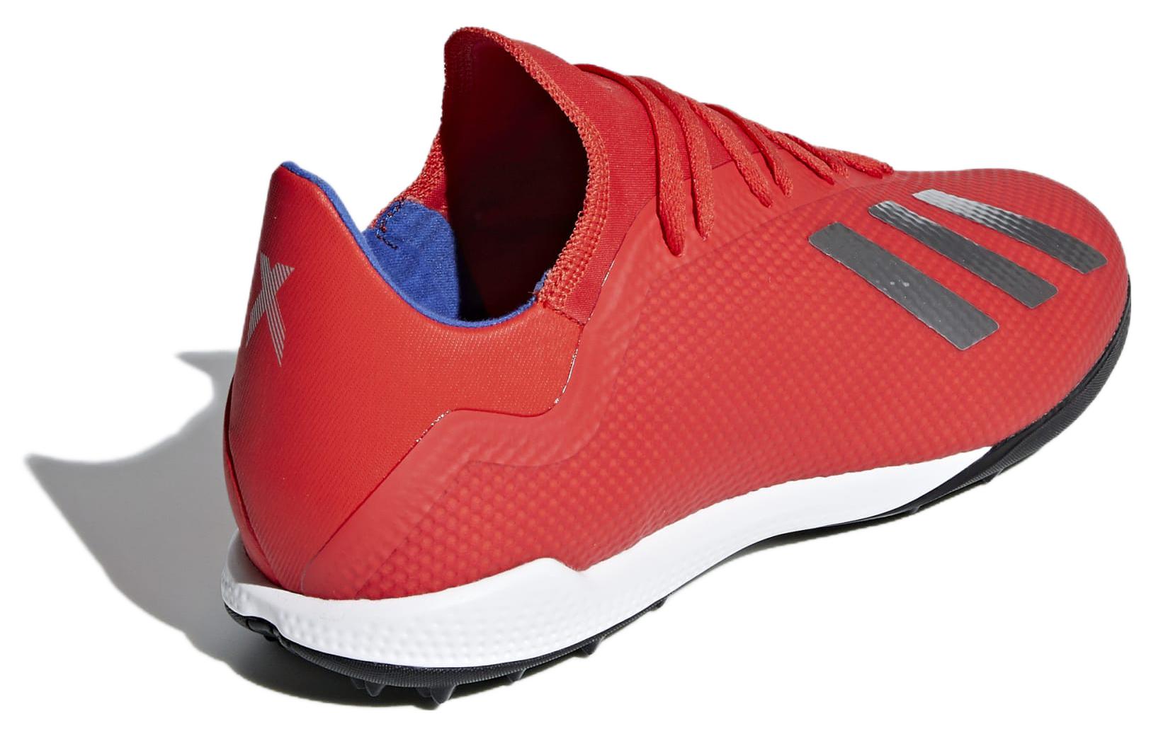 Shop 阿迪达斯X Tango 18.3 人造草地足球鞋 '红白金属银' BB9399