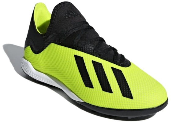 阿迪达斯 X Tango 18.3 TF '太阳黄黑' DB2475 Lookbook 阿迪达斯 X Tango 18.3 TF '太阳黄黑' DB2475