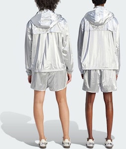 아디다스 x 웨일스 보너 SS23 실버 로고 스트라이프 유니섹스 캐주얼 쇼츠. IM0421 Details for 아디다스 x 웨일스 보너 SS23 실버 로고 스트라이프 유니섹스 캐주얼 쇼츠. IM0421