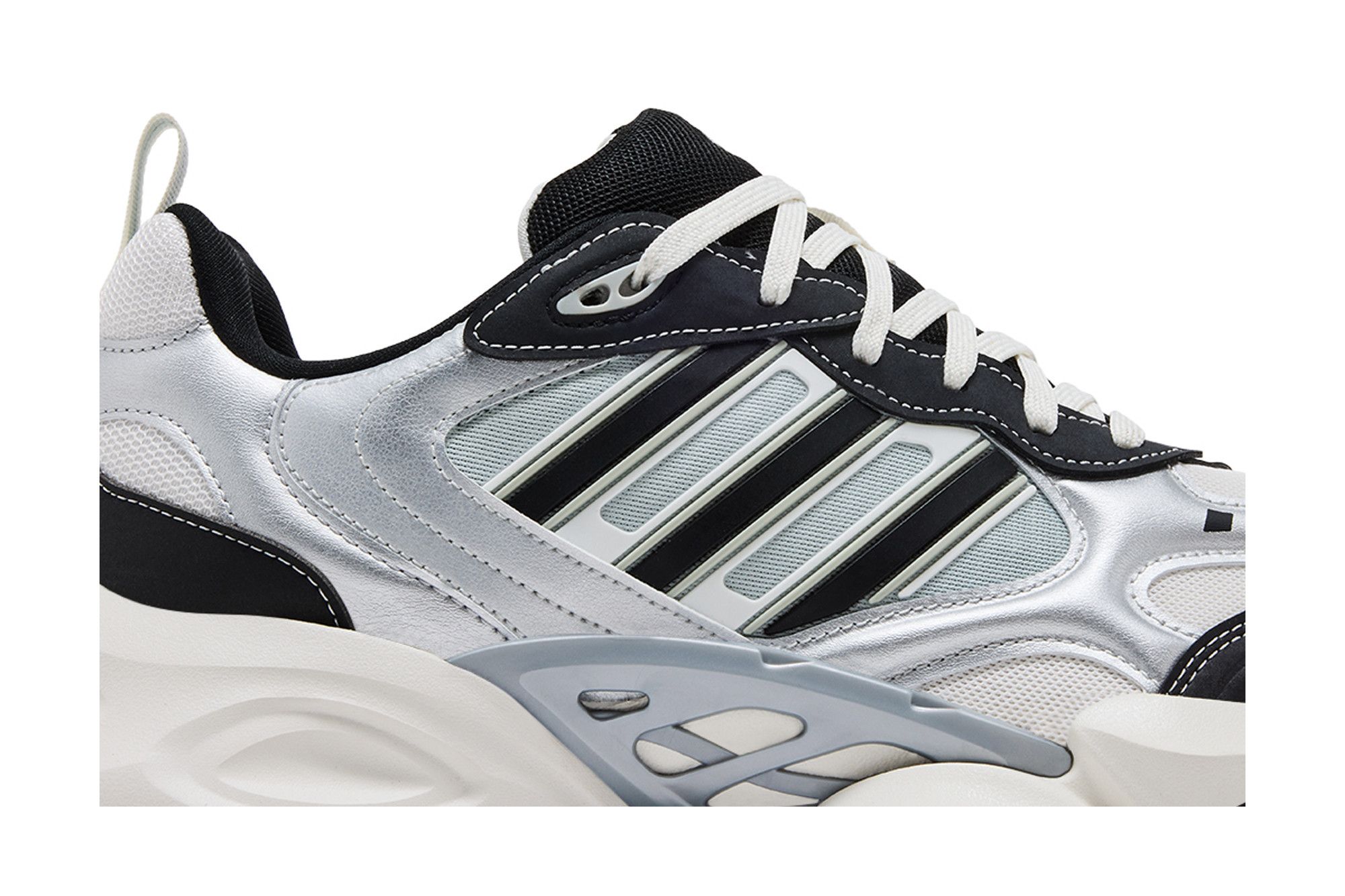 Order adidas XLG Runner 'Core White Core Black Silver Metallic' IH0429