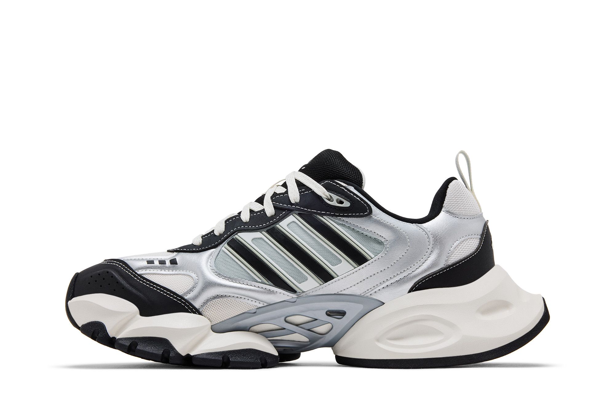 Lookbook adidas XLG Runner 'Core White Core Black Silver Metallic' IH0429