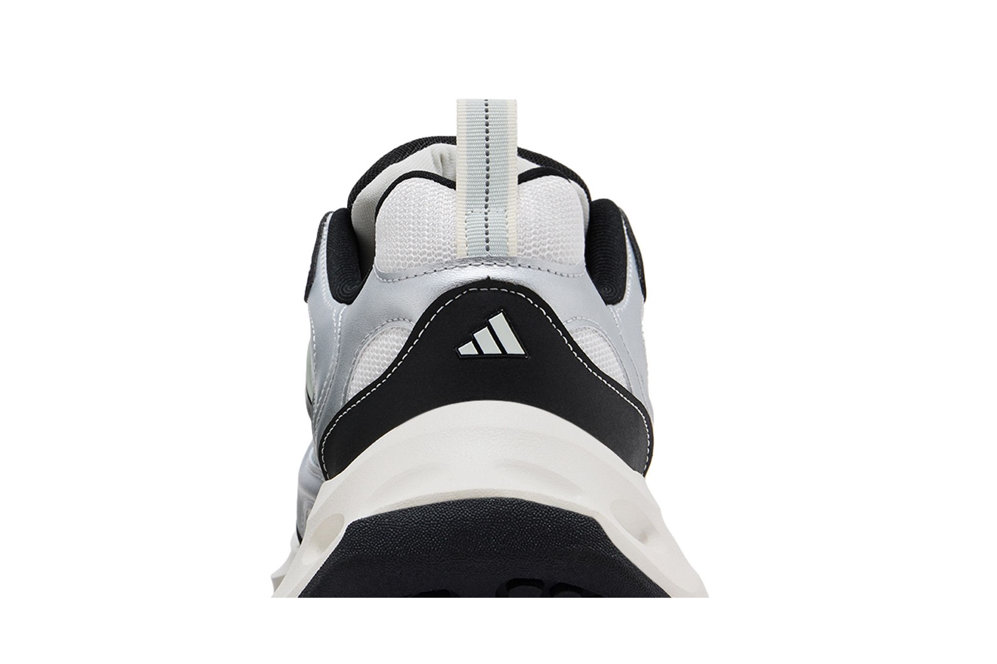 Sizing adidas XLG Runner 'Core White Core Black Silver Metallic' IH0429