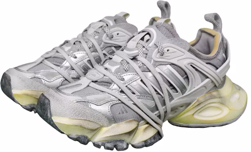 Lookbook adidas XLG Runner Deluxe Shoes Gray Plain Surface JR9631
