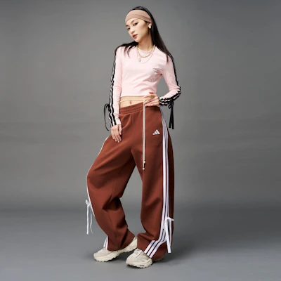 아디다스 XLG 스톰 엣지 러닝화 JQ4088 Lookbook 아디다스 XLG 스톰 엣지 러닝화 JQ4088