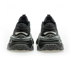 Lookbook adidas XLG Storm Edge Sneakers JQ1666