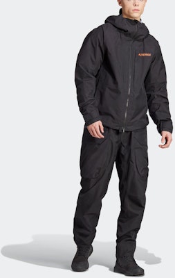 阿迪达斯XPLORIC Parley Gore-Tex防水户外黑色夹克裤装男士套装 HS0316 Lookbook 阿迪达斯XPLORIC Parley Gore-Tex防水户外黑色夹克裤装男士套装 HS0316