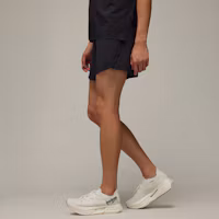 Purchase adidas Y-3 Celana Pendek Running Hitam dengan Desain Overlap dan Logo. IN8747