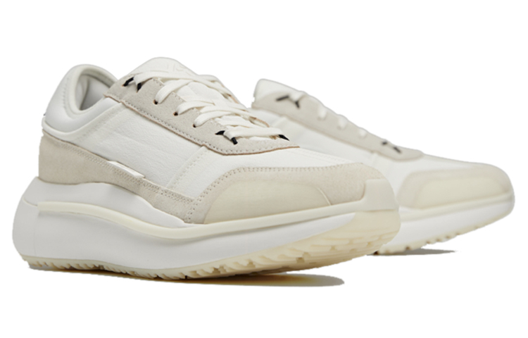 Shop adidas Y-3 Ajatu 跑鞋 '白黑' HR1936