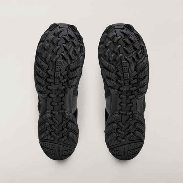 Shop adidas Y-3 GSG9 涼鞋 黑色/黑色/黑色 KI4346