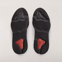 Shop Adidas Y-3 KAIWA 運動鞋 黑色/黑色/橘色 JR4199