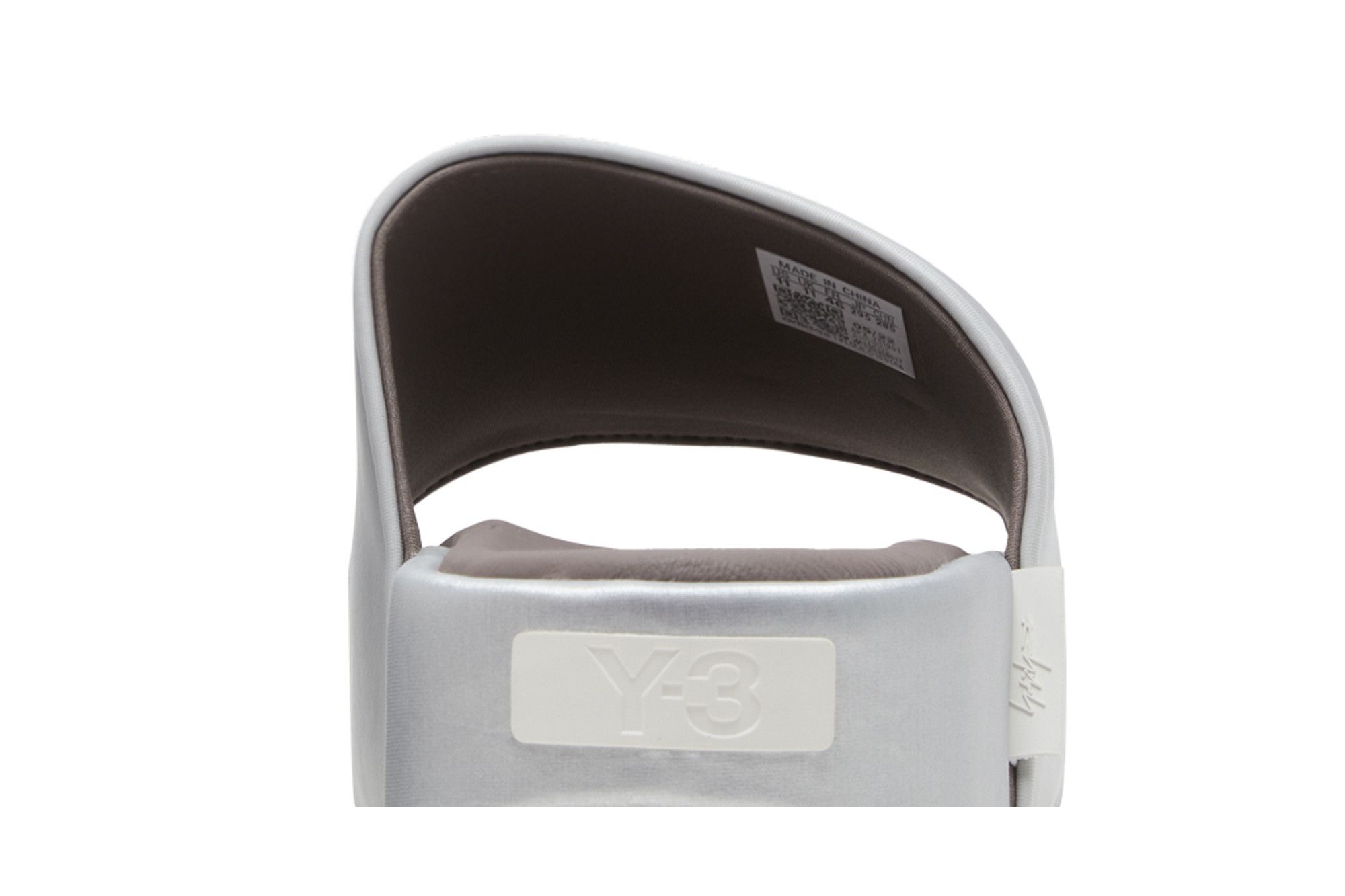 Sizing adidas Y-3 Slide ''Silber Metallic'' HQ3665