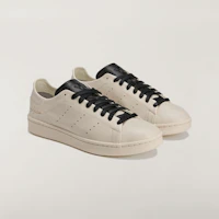 Shop 阿迪达斯 Y-3 Stan Smith 运动鞋 米色/黑色 KI3464