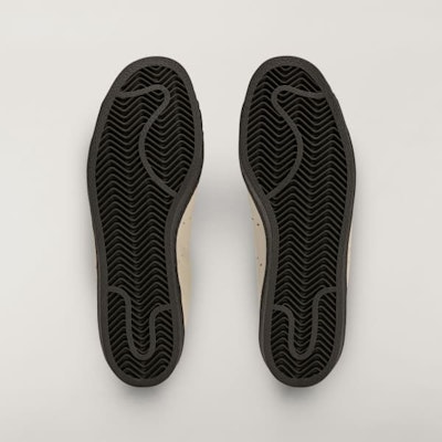 アディダス Y-3 スーパースター スニーカー アルミナ/アルミナ/ブラック KI3475 Lookbook アディダス Y-3 スーパースター スニーカー アルミナ/アルミナ/ブラック KI3475