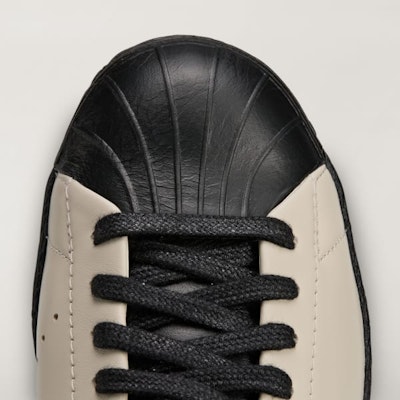 アディダス Y-3 スーパースター スニーカー アルミナ/アルミナ/ブラック KI3475 Sizing アディダス Y-3 スーパースター スニーカー アルミナ/アルミナ/ブラック KI3475